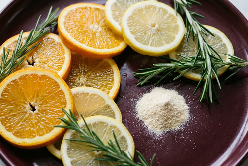 Vitamina C + L-lisina